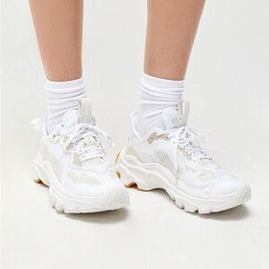 Sorel's Kinetic™ Breakthrough Day sneakers